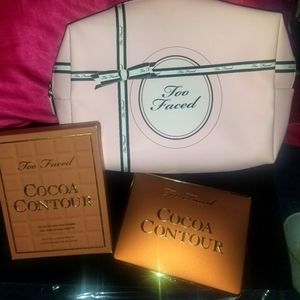 BNIB Too Faced cocoa contour & bag!